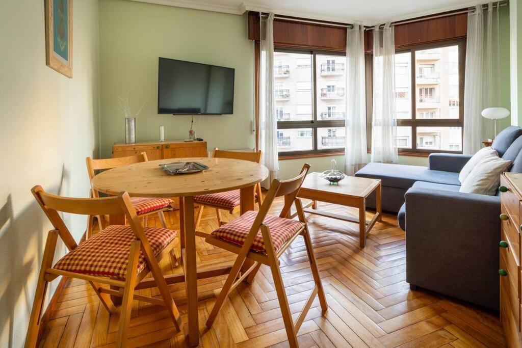Apartamento Centro De Vigo Con Paking Gratuito المظهر الخارجي الصورة