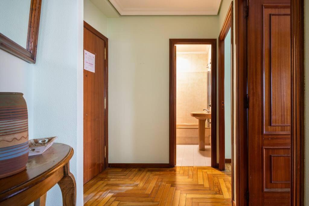 Apartamento Centro De Vigo Con Paking Gratuito المظهر الخارجي الصورة